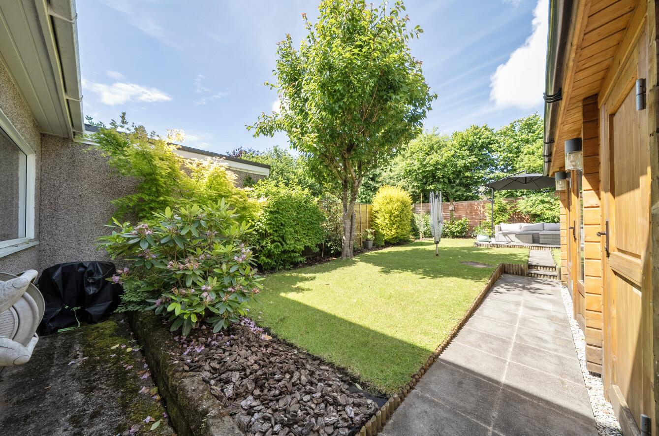 Sketty Park Close, Sketty, Swansea, SA2 8LR